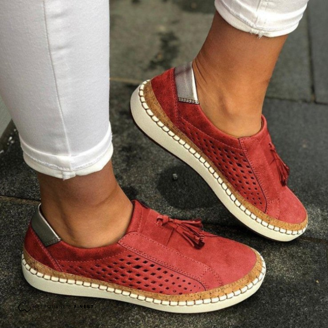 Red / 12 AU (43 EU)