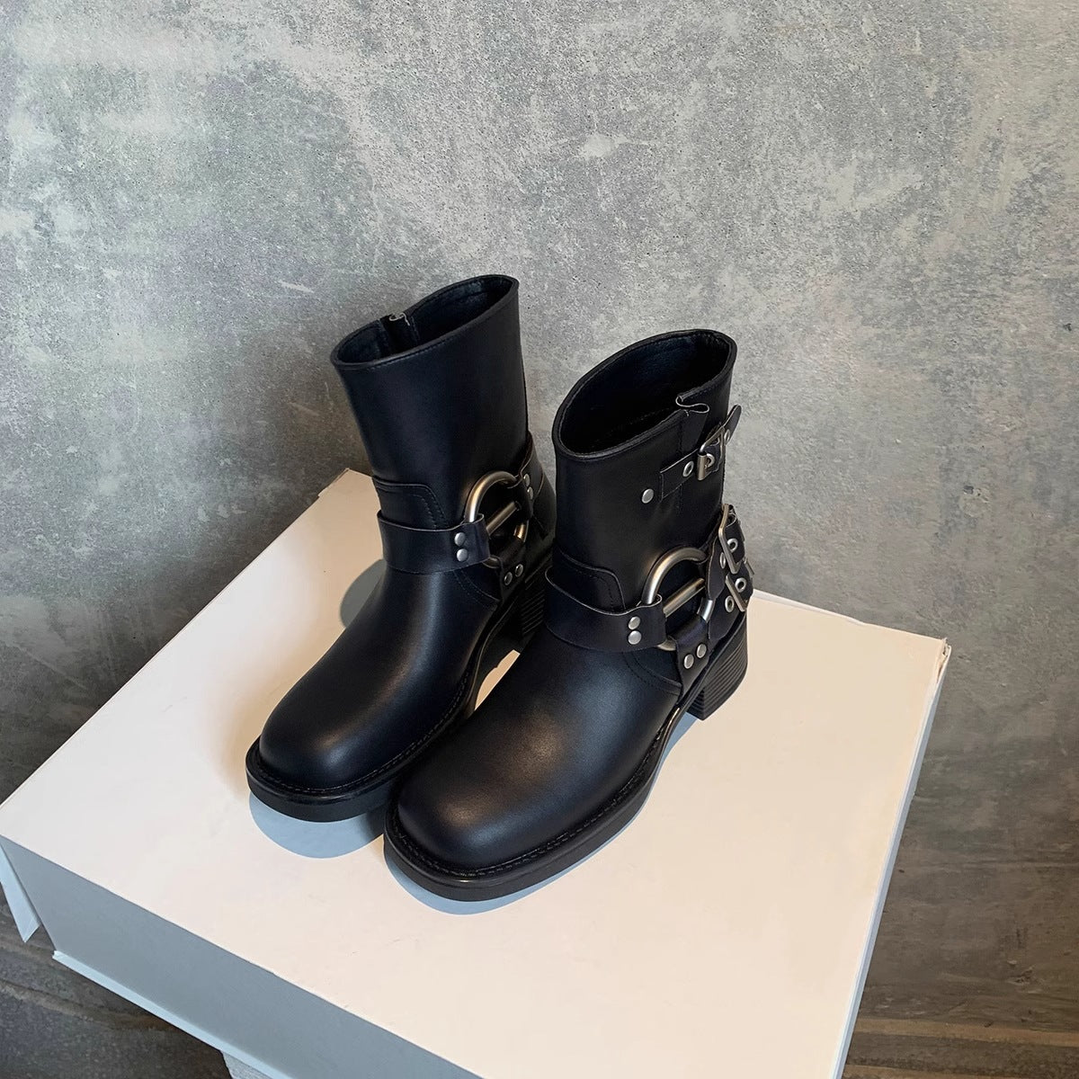Black Ankle / 9
