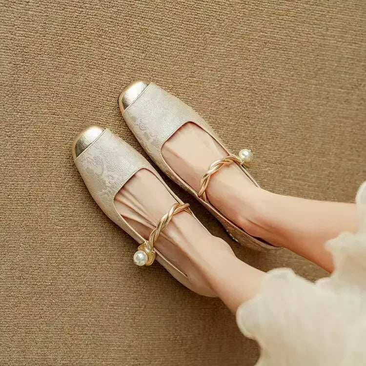 Beige / 10.5