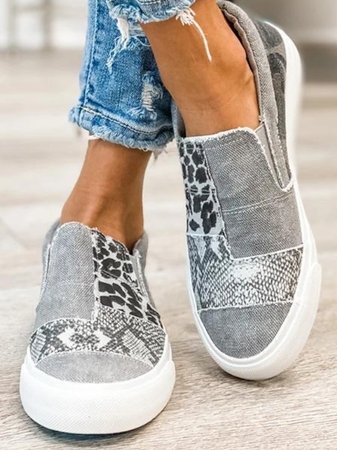 Gray / 12 AU (43 EU)