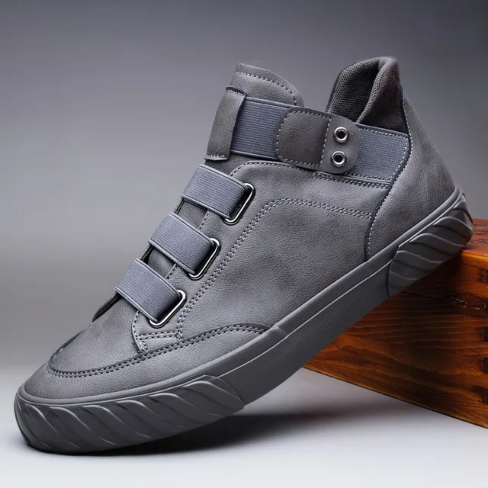 Gray / 10.5