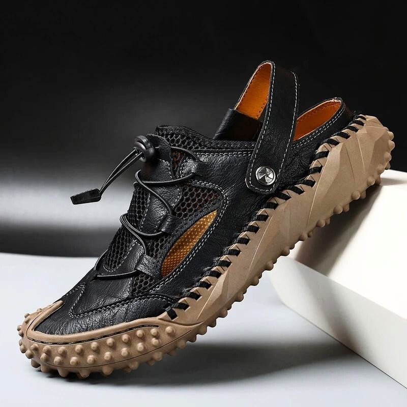 Black / 12