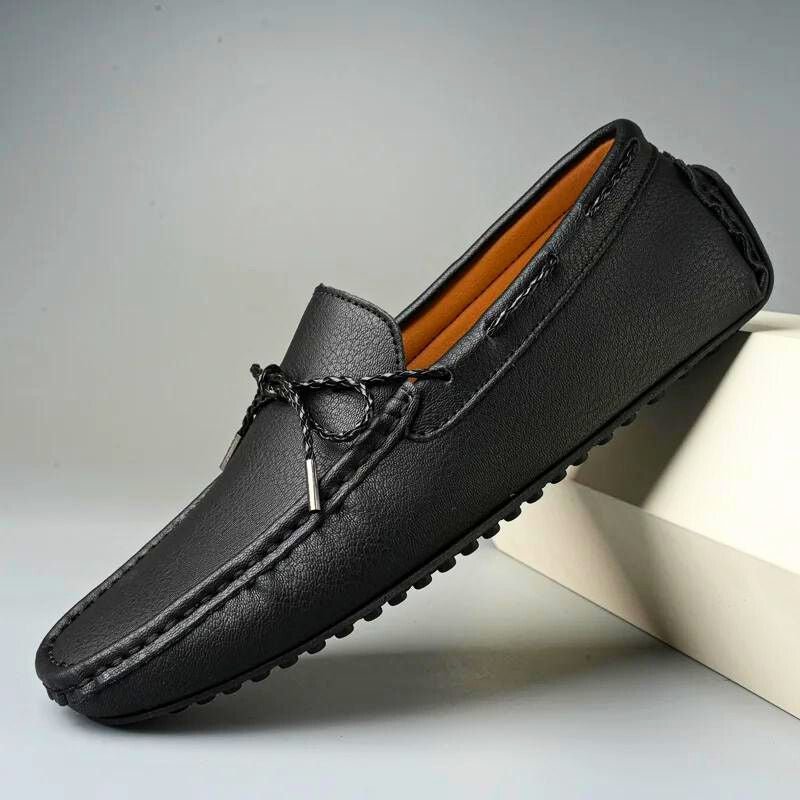 Black / 15