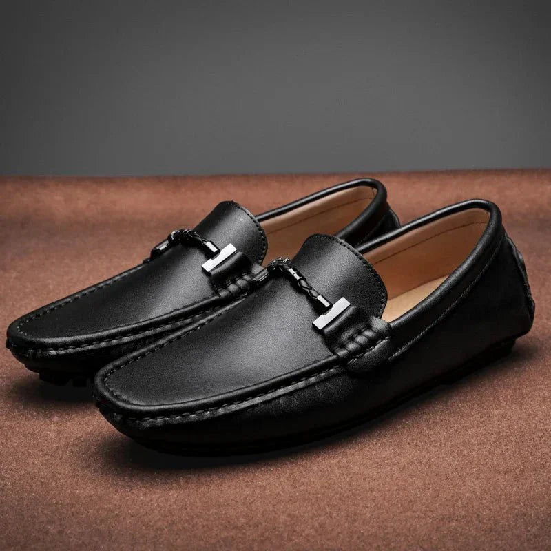 Black / 10
